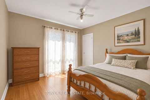 Photo 10 at 102 Haileybury Drive, Bendale, Toronto
