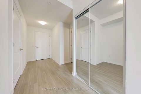 Photo 4 at 3415 - 50 Dunfield Avenue, Mount Pleasant West, Toronto
