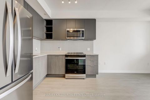 Photo 7 at 3415 - 50 Dunfield Avenue, Mount Pleasant West, Toronto