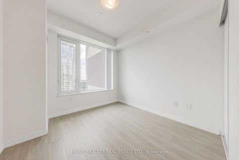 Photo 12 at 3415 - 50 Dunfield Avenue, Mount Pleasant West, Toronto