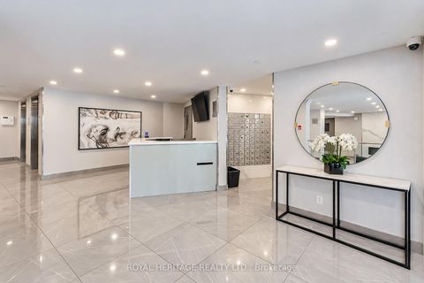Photo 1 at 603 - 10 Edgecliff Golfway, Flemingdon Park, Toronto
