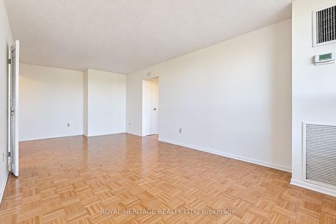 Photo 5 at 603 - 10 Edgecliff Golfway, Flemingdon Park, Toronto