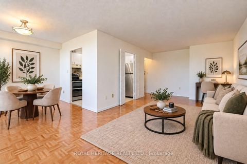 Photo 9 at 603 - 10 Edgecliff Golfway, Flemingdon Park, Toronto