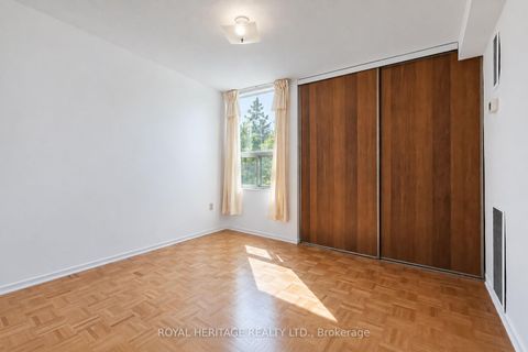 Photo 22 at 603 - 10 Edgecliff Golfway, Flemingdon Park, Toronto