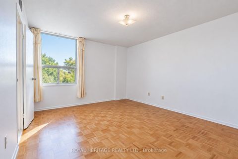 Photo 26 at 603 - 10 Edgecliff Golfway, Flemingdon Park, Toronto
