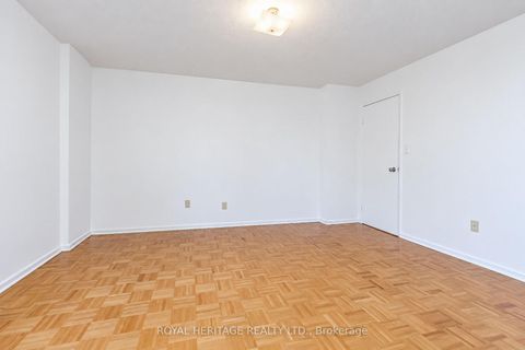 Photo 27 at 603 - 10 Edgecliff Golfway, Flemingdon Park, Toronto
