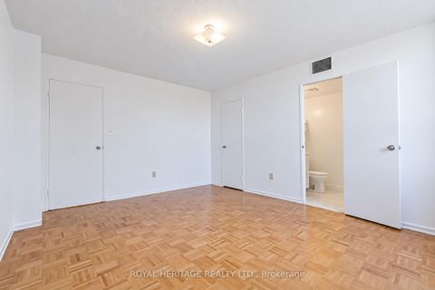 Photo 28 at 603 - 10 Edgecliff Golfway, Flemingdon Park, Toronto