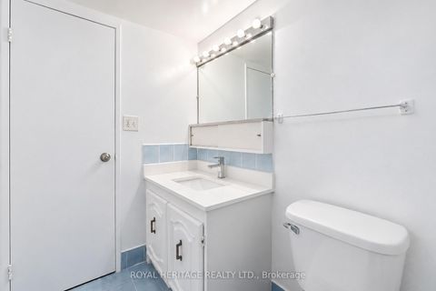 Photo 29 at 603 - 10 Edgecliff Golfway, Flemingdon Park, Toronto