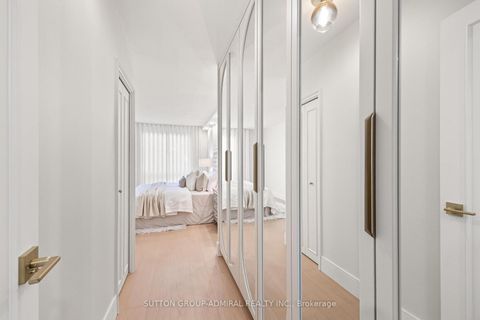 Photo 13 at 407 - 350 Lonsdale Road, Forest Hill South, Toronto