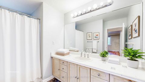 Photo 25 at 24 Burleigh Heights Drive, Bayview Village, Toronto