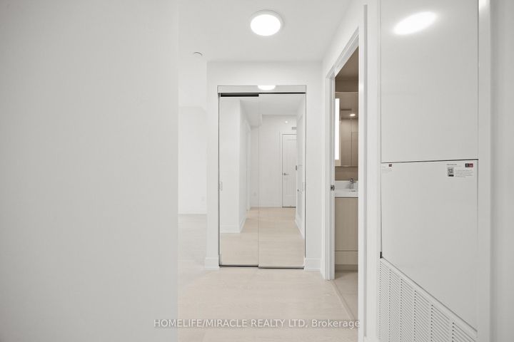 Photo 3 at 905 - 25 Cordova Avenue, City Centre West, Toronto