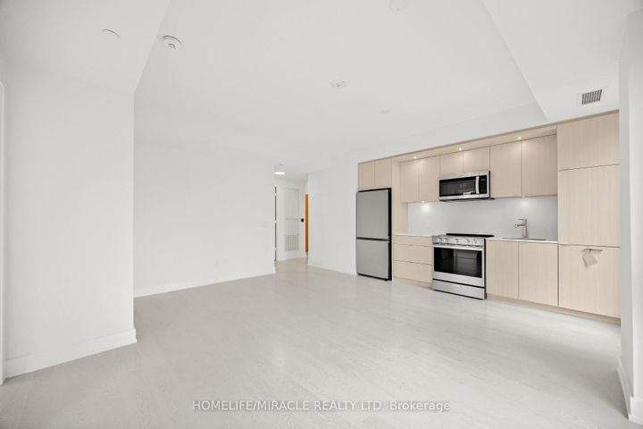 Photo 5 at 905 - 25 Cordova Avenue, City Centre West, Toronto