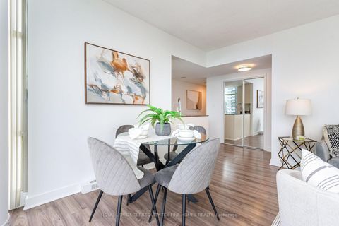 Photo 12 at 5303 - 35 Mariner Terrace, Waterfront Communities C1, Toronto