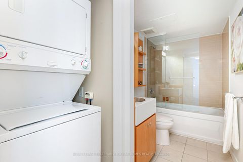 Photo 21 at 5303 - 35 Mariner Terrace, Waterfront Communities C1, Toronto