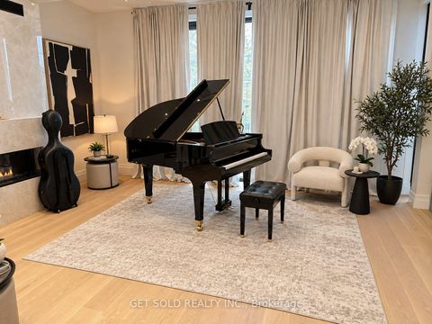 Photo 5 at 551 Broadway Avenue, Leaside, Toronto
