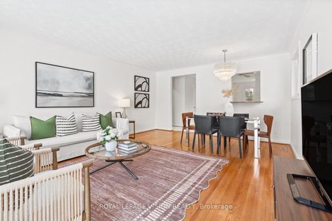 Photo 4 at 6 Macduff Crescent, Cliffcrest, Toronto