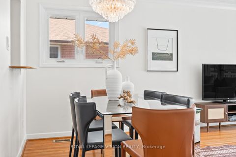 Photo 7 at 6 Macduff Crescent, Cliffcrest, Toronto