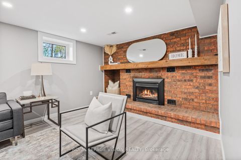 Photo 26 at 6 Macduff Crescent, Cliffcrest, Toronto