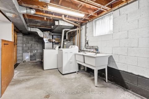 Photo 30 at 6 Macduff Crescent, Cliffcrest, Toronto