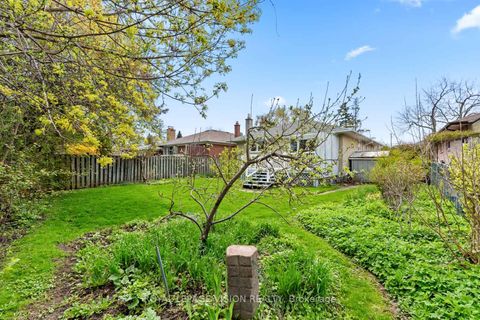 Photo 34 at 6 Macduff Crescent, Cliffcrest, Toronto