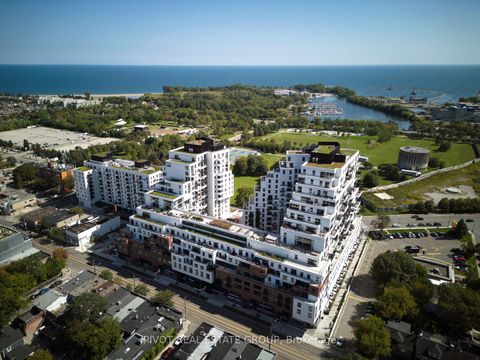 Photo 11 at 1501 - 1050 Eastern Avenue, The Beaches, Toronto