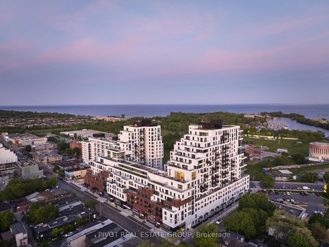 Photo 12 at 1501 - 1050 Eastern Avenue, The Beaches, Toronto