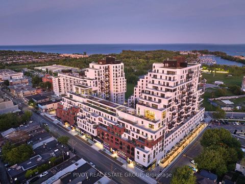 Photo 13 at 1501 - 1050 Eastern Avenue, The Beaches, Toronto