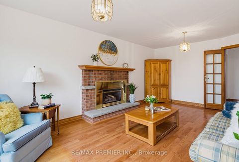 Photo 10 at 33 Houston Road, West Woodbridge, Vaughan