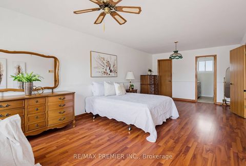 Photo 20 at 33 Houston Road, West Woodbridge, Vaughan