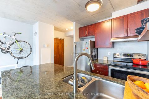 Photo 5 at 702 - 36 Charlotte Street, Waterfront Communities C1, Toronto