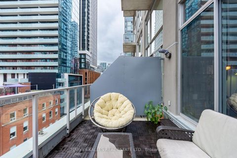 Photo 14 at 702 - 36 Charlotte Street, Waterfront Communities C1, Toronto