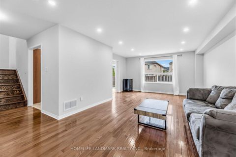 Photo 5 at 86 Laurier Avenue, Oak Ridges, Richmond Hill