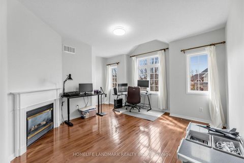 Photo 16 at 86 Laurier Avenue, Oak Ridges, Richmond Hill