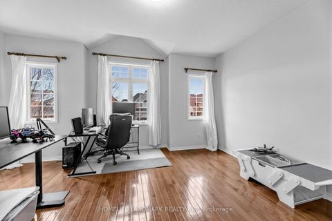 Photo 17 at 86 Laurier Avenue, Oak Ridges, Richmond Hill