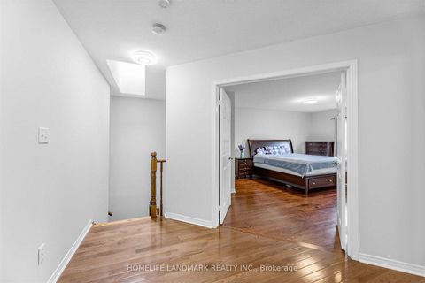 Photo 19 at 86 Laurier Avenue, Oak Ridges, Richmond Hill