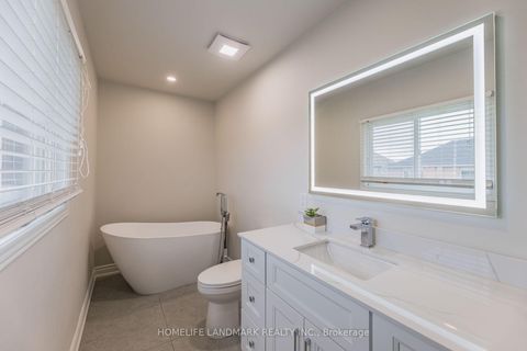 Photo 24 at 86 Laurier Avenue, Oak Ridges, Richmond Hill