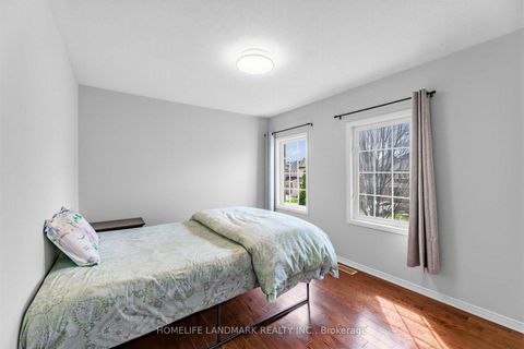 Photo 25 at 86 Laurier Avenue, Oak Ridges, Richmond Hill