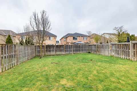 Photo 36 at 86 Laurier Avenue, Oak Ridges, Richmond Hill