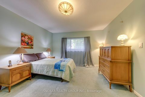 Photo 11 at 48 Sedgebrook Crescent, West Deane, Toronto