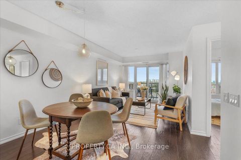 Photo 5 at 822 - 61 Heintzman Street, Junction Area, Toronto