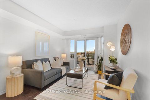 Photo 7 at 822 - 61 Heintzman Street, Junction Area, Toronto
