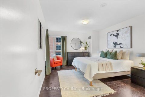 Photo 11 at 822 - 61 Heintzman Street, Junction Area, Toronto