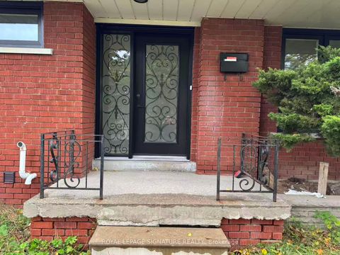 Photo 2 at 120 Earlton Road, Sullivan, Toronto