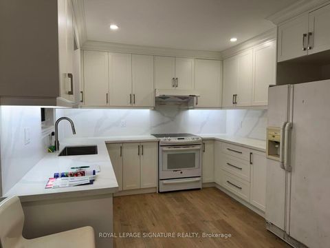 Photo 5 at 120 Earlton Road, Sullivan, Toronto