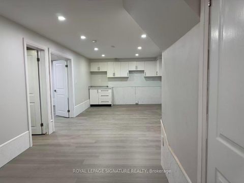 Photo 14 at 120 Earlton Road, Sullivan, Toronto