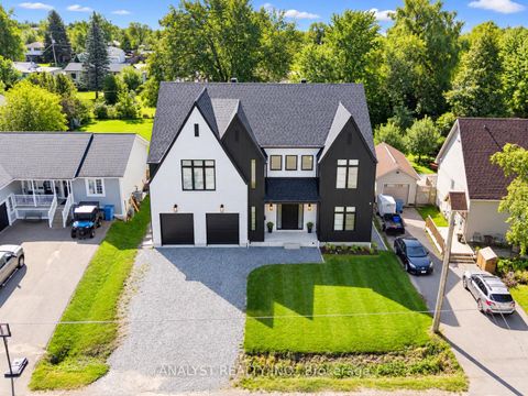 Photo 1 at 343 Annshiela Drive, Keswick South, Georgina