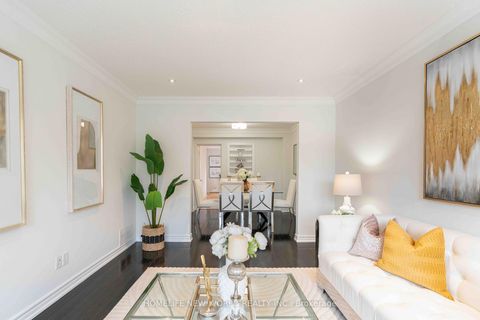 Photo 7 at 102 Alexmuir Boulevard, Agincourt North, Toronto