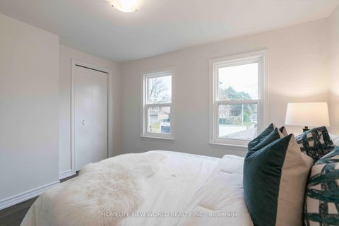 Photo 34 at 102 Alexmuir Boulevard, Agincourt North, Toronto