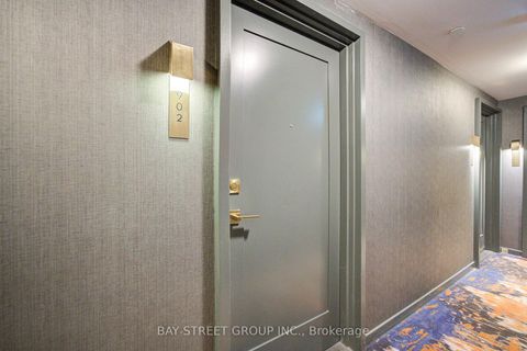 Photo 8 at 902 - 50 Charles Street E, Yonge Corridor, Toronto