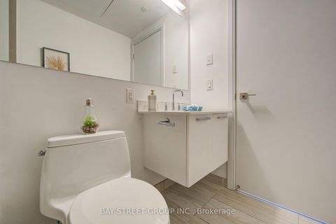 Photo 18 at 902 - 50 Charles Street E, Yonge Corridor, Toronto